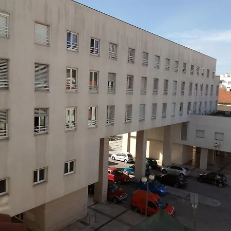 Residencial Moeda 3*