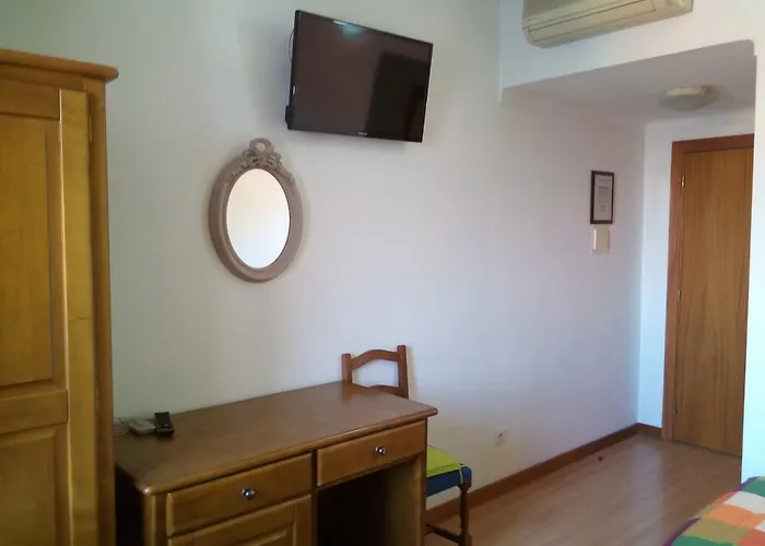 Guest house Residencial Moeda 3*