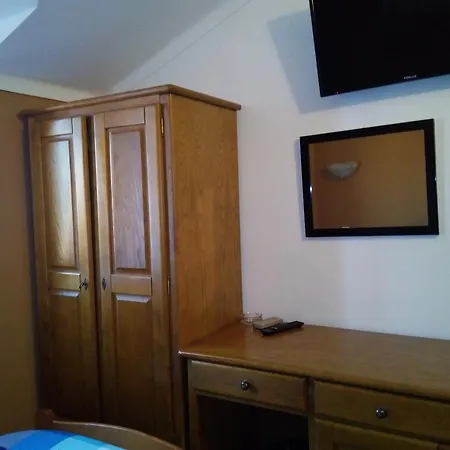 Pensión Residencial Moeda