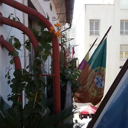 Residencial Moeda Pensión