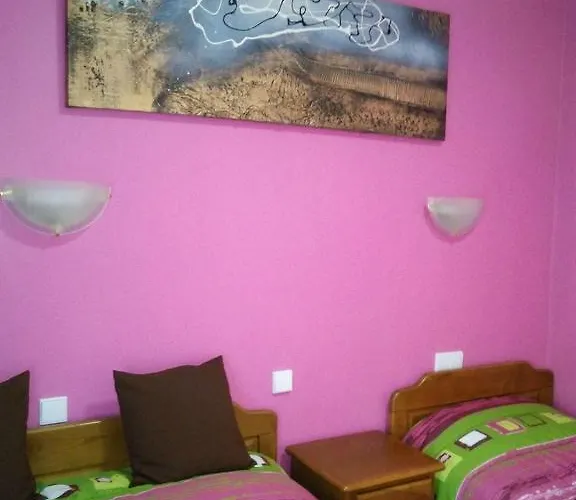 Guest house Residencial Moeda 3*